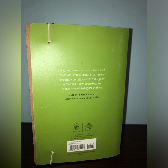 NWT_Gardener's Log Book_NWT - Picture 3 of 10